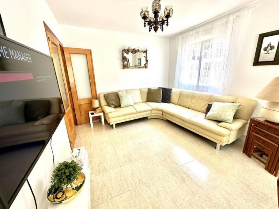 Three Bedroom Apartment, Prime Javea Location Ngoại thất bức ảnh